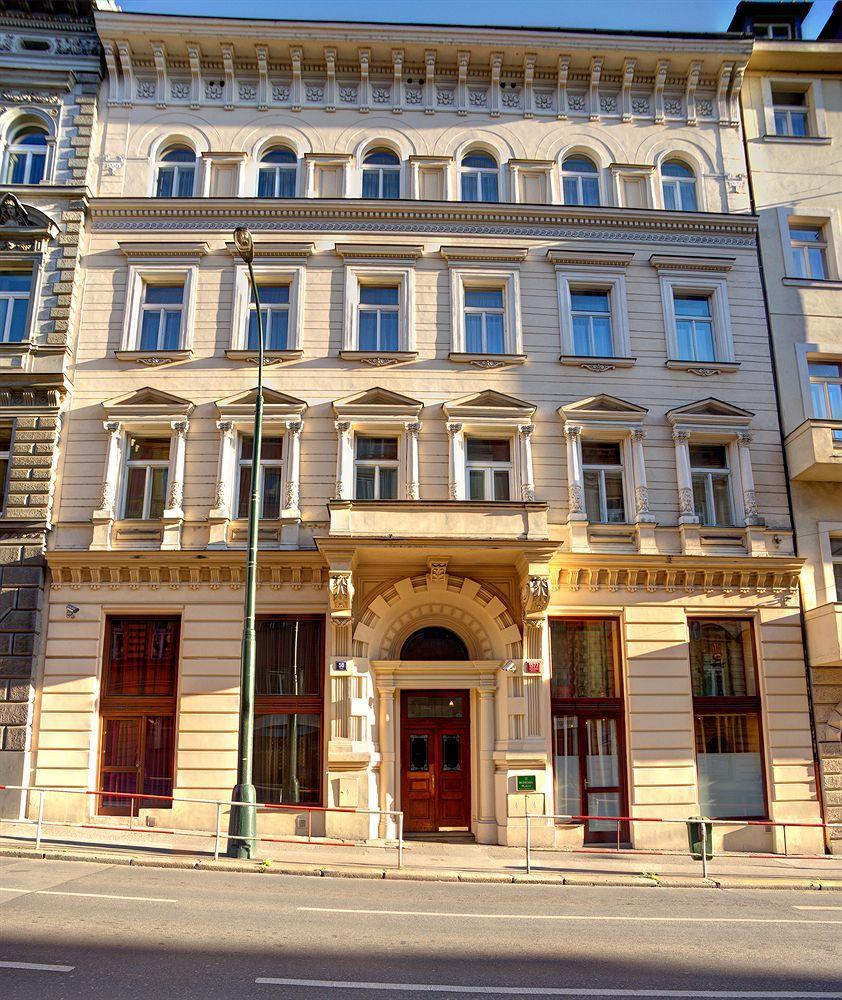 Bohemia Plaza Residence Praga Exterior foto
